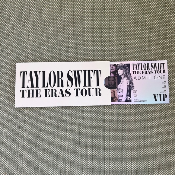 Taylor Swift 2024 Commemorative Eras Tour Ticket VIP Exclusive Holographic - Picture 2 of 3